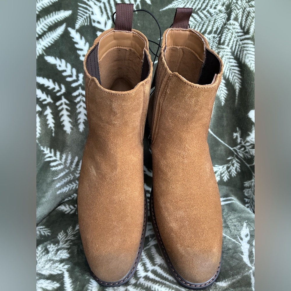Cliffs by WHITE MOUNTAIN Brown Chelsea Boots - Picture 8 of 14